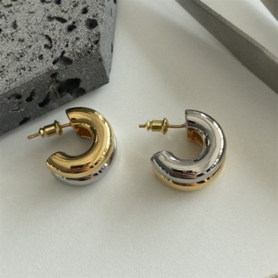 Elegant Two-Tone Stud Earrings for Women