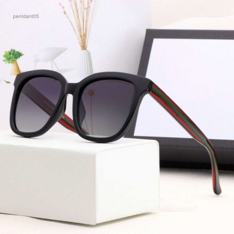 Eddies Gradient UV400 Square Unisex sunglasses