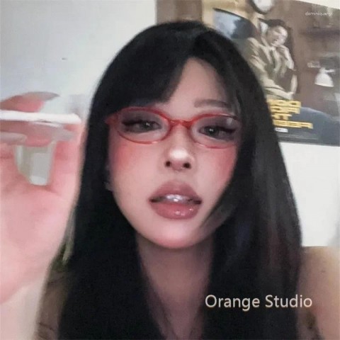 Red Retro Oval Sunglasses for Women with Anti-Blue Light & UV380 Protection