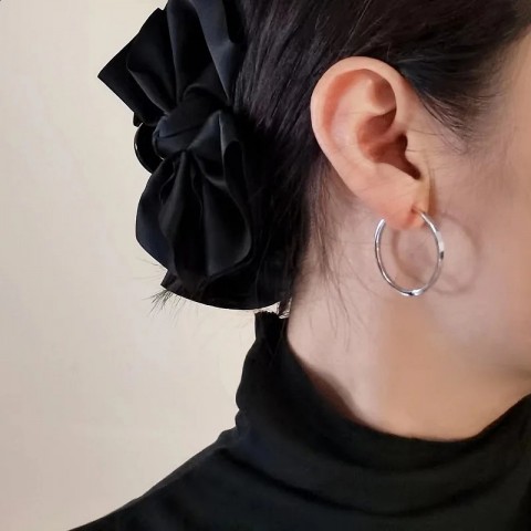 Fashionable Women's S925 Sterling Silver Hoop Earrings with Car Pattern Texture