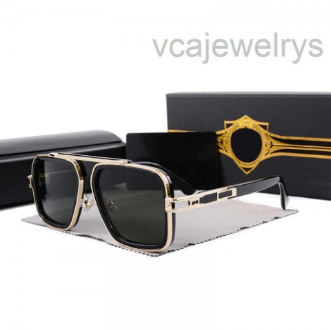 Luxury Brand Square Sunglasses with UV400 Protection for Men and Women
