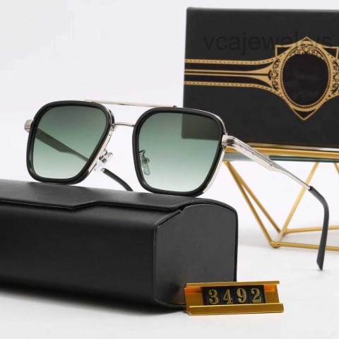 Luxury Brand Square Sunglasses with UV400 Protection for Men and Women