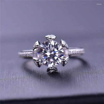 Sleek Cluster Moissanite Ring in 925 Silver for Couples