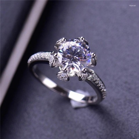 Sleek Cluster Moissanite Ring in 925 Silver for Couples