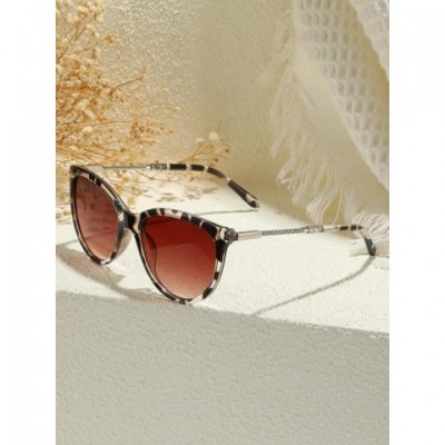Punk Fashion Cat Eye Sunglasses for Men - Plastic & Metal Frame