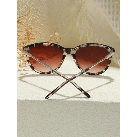 Punk Fashion Cat Eye Sunglasses for Men - Plastic & Metal Frame