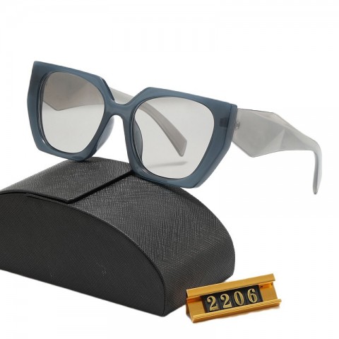 Unisex Designer Sunglasses for Men & Women - Timeless Classic Style with UV400 Lenses