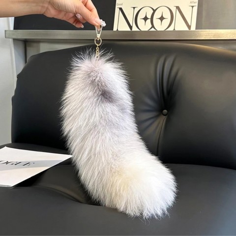 Luxury Women's Large Fox Tail Keychain with Fluffy Real Fur