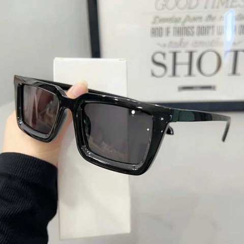 Luxury Y2K Square UV400 Women Sunglasses Designer Brand Stylish Fashion Shades