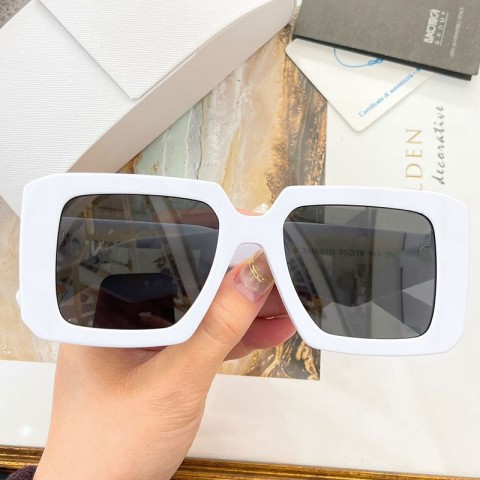 2022 Designer Classic Square Sunglasses - Unisex Black UV400 Protection