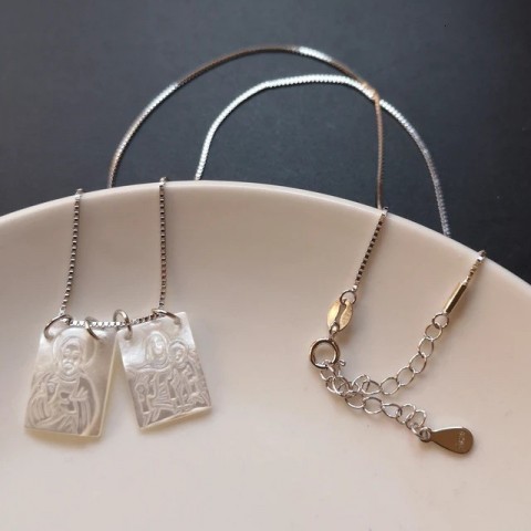 webtocy 925 Sterling Silver Sacred Heart Pendant Necklace with Mother of Pearl Shell for Women