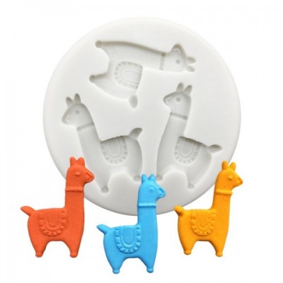 Alpaca Silicone Mould for Cake Decorating with Eco-Friendly Design