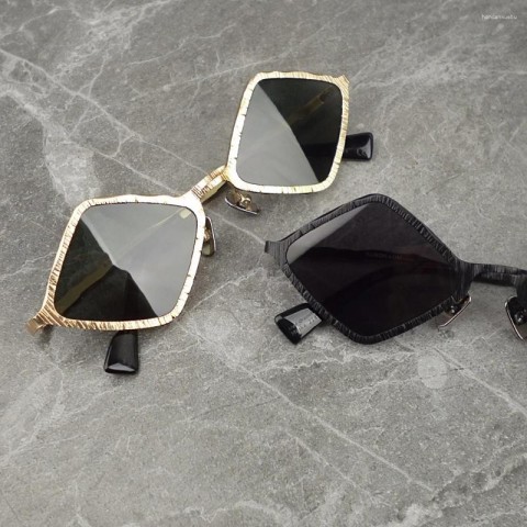 Golden Z14 Pink Rhombus Alloy Sunglasses for Men and Women - Luxury Designer UV Protection
