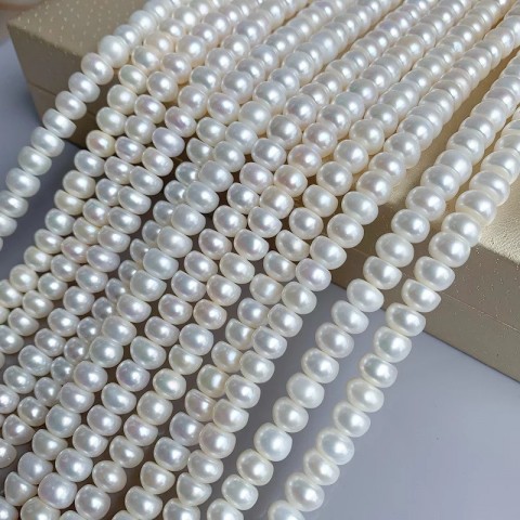 Elegant Women's Gift Set with Natural Freshwater Pearls and 925 Sterling Silver Jewelry