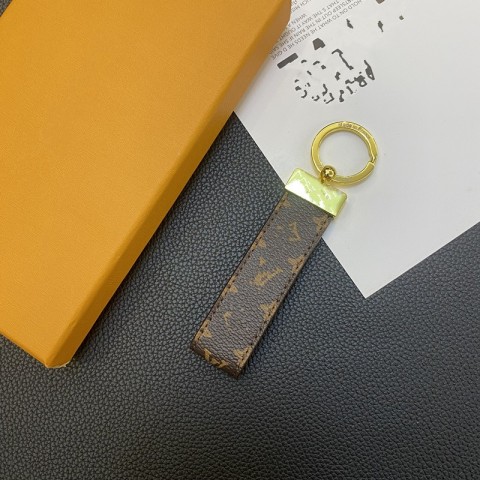 Handmade Luxury Titanium Keychains for Men & Women - Unisex Leather Keyring with Metal Buckle