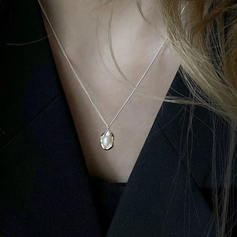Sterling Silver Simple Knot Bowtie Necklace for Women - Punk Jewelry Gift