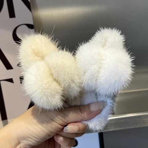 Shark Claw Real Mink Fur Plush Headwear for Girls - 14CM White Clip