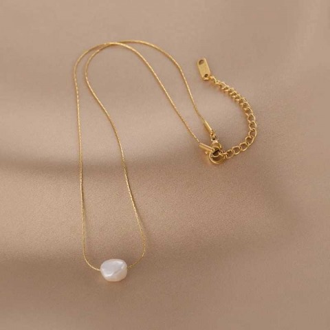 Stainless Steel Charm Necklace for Women with Natural Pearl Pendant