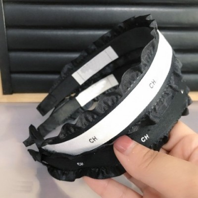 Elegant Women's Ruffle Lace Hair Hoop Headband with Pearl Accents