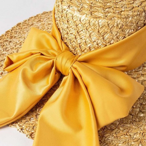 Spring Summer Women's Wide Brim Straw Hat with Hand-Woven Petals and Large Bow