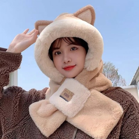 Warm Plush Women's Anti-Freezing Winter Beanie with Integrated Cap Scarf