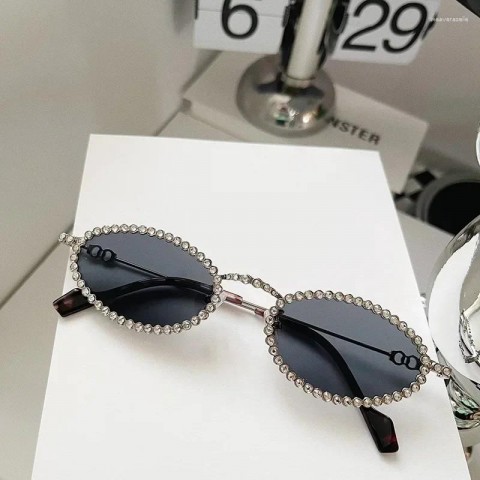 Diamond Trend Small Oval Sunglasses for Ladies