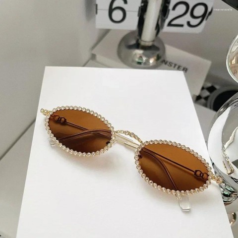 Diamond Trend Small Oval Sunglasses for Ladies