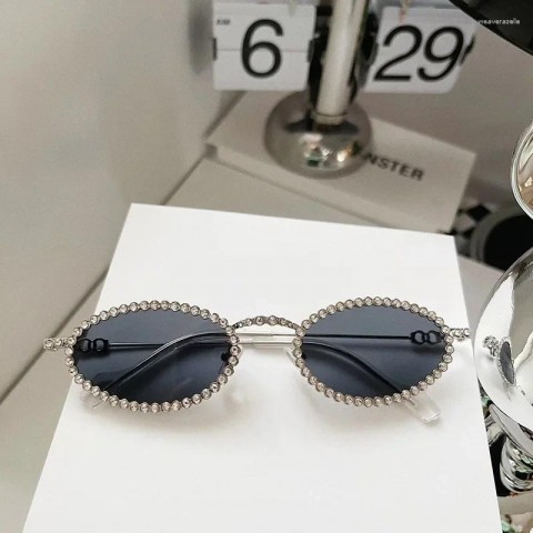 Diamond Trend Small Oval Sunglasses for Ladies