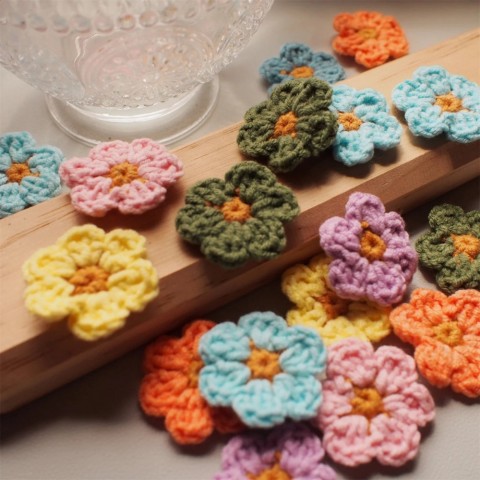 Handmade 3D Crochet Flower Hair Clips with 6 Pearls - 20Pcs Set for DIY Decor