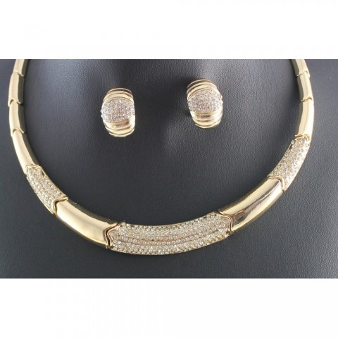 Fashion Crystal Jewelry Set for Women with Celtic Style Heart Pattern