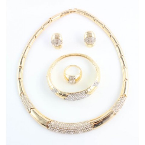 Fashion Crystal Jewelry Set for Women with Celtic Style Heart Pattern