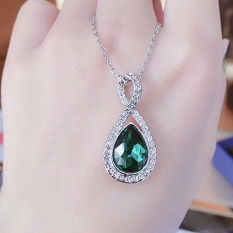 Designer Swarovski Angelic Pendant Necklace, Romantic Green Waterdrop Shape, Eternal Pearl-Shaped Number 8, Women's Fashion Accessory