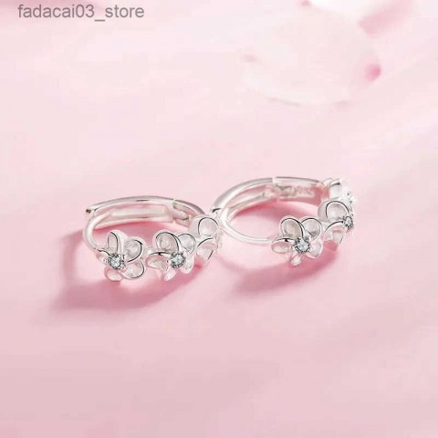 Yeah Stud Earrings for Women, High Quality Sterling Silver with Crystal Zirconia Flowers