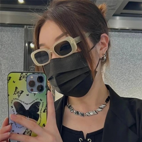 Korean Fashion Women's Oval High-Quality Y2K Sunglasses with Small PC Frame 241223