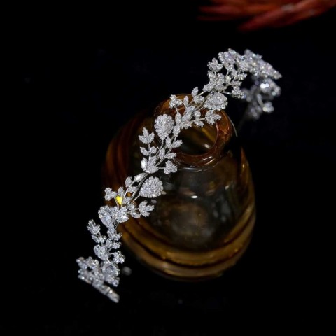 Elegant Crystal Vine Leaves Bridal Hair Band for Women W250311