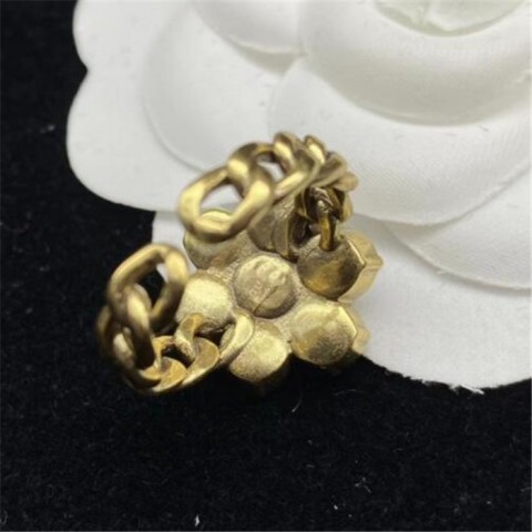 Retro Heart Pattern Brass Band Ring for Women