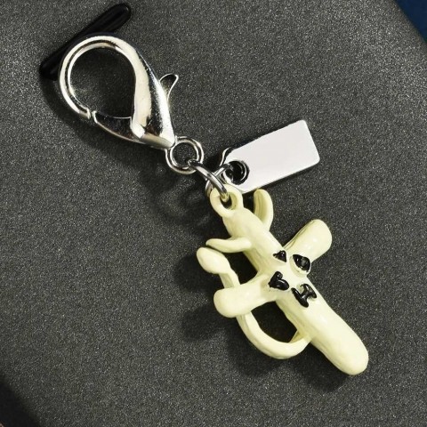 Creative Wooden Heart-Shaped Ice Cream Keychain for Women - Stylish Accessories Gift