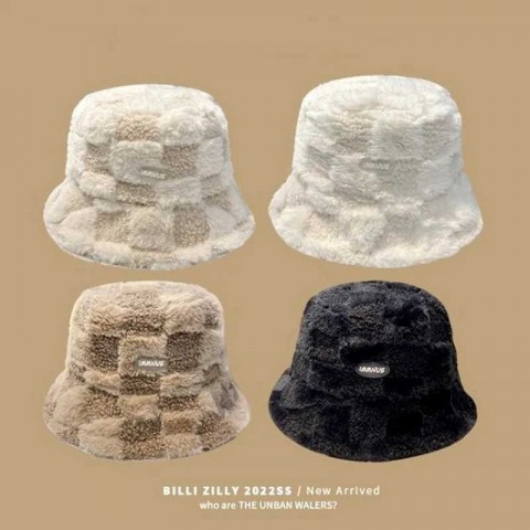 Warm Winter Bucket Hat for Men - Plush Silk Material with Wide Brim