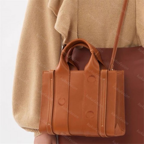Woody Designer Leather Tote for Women - Luxury Shopping Bag in Brown